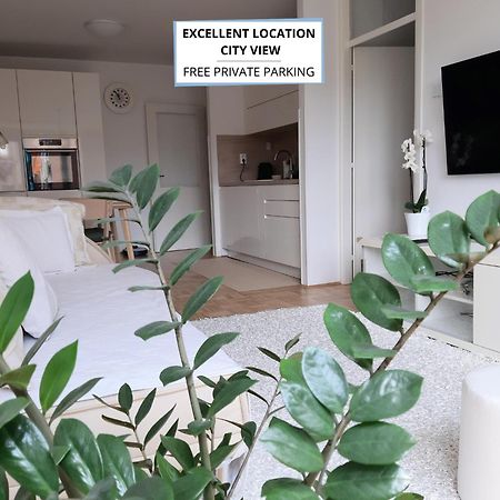 Apartma Eva Koper Exteriör bild